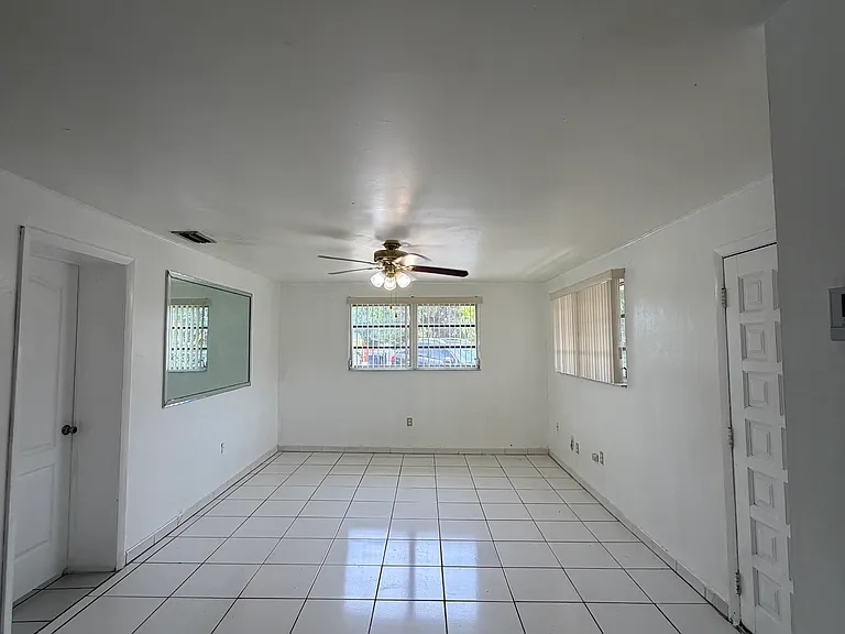 6915 SW 22nd St #6915 — Photo 13