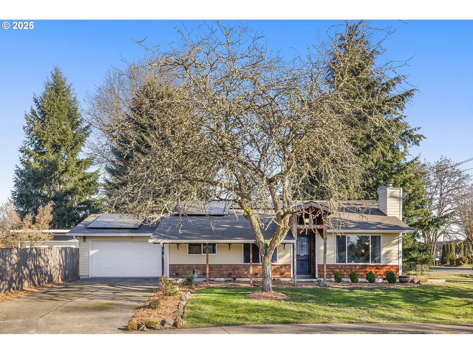 1624 NE 12th Ave photo 1