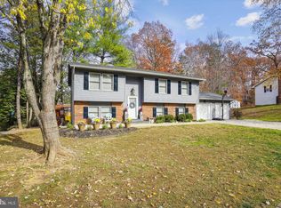 2498 Fraser Ct, Woodbridge, VA 22191