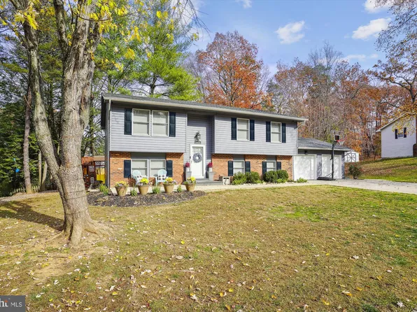 2498 Fraser Ct, Woodbridge, VA 22191