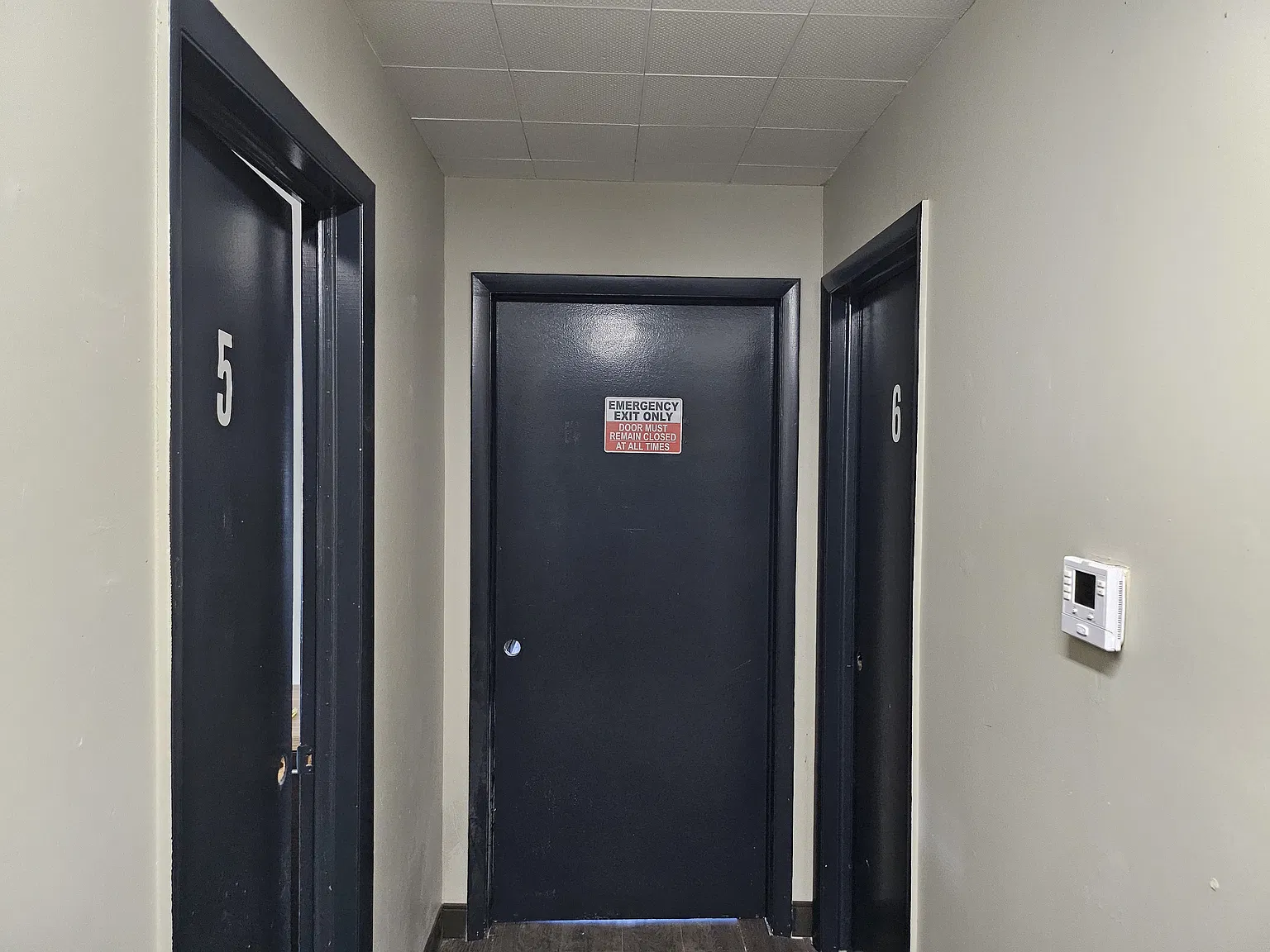 10 bed, 2775 sqft, $5,250 — Photo 3