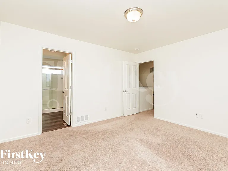 10142 Luneth Dr — Photo 7