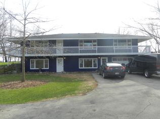 W7339 Town Hall Rd, Walworth, WI 53184