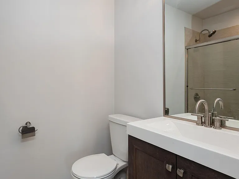 1541 Rockwood St #9 — Photo 6