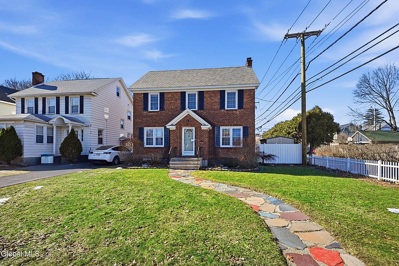 2nd image of 48 Van Schoick Avenue