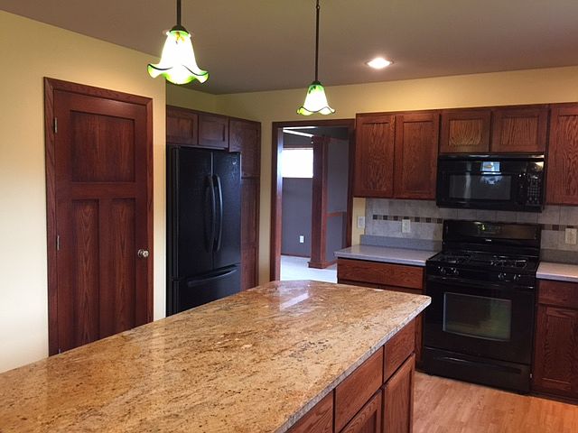 1st image of 225 Skyland Way