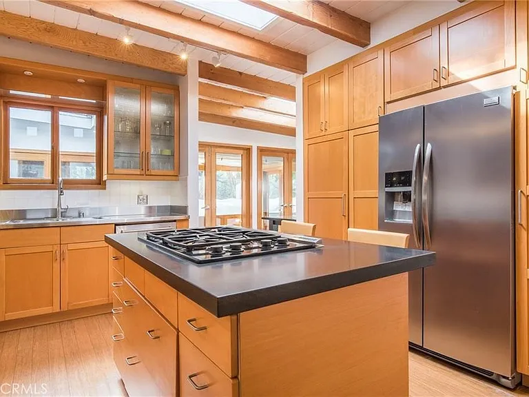 2828 Pacific View Trl — Photo 8