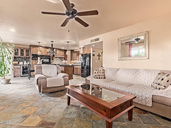 5th image of 2323 E SHAW BUTTE Drive