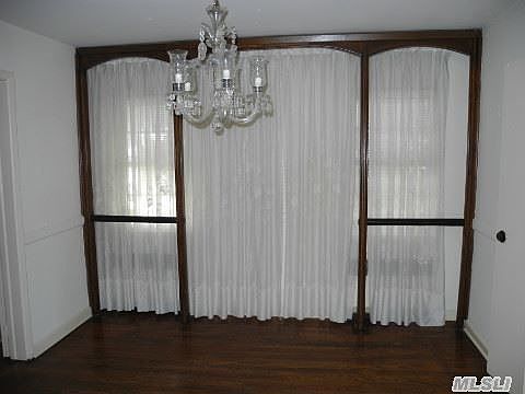 5th image of 557 Church Ave