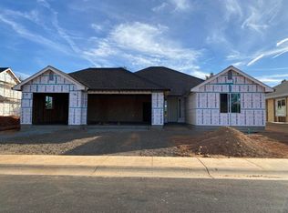 3577 Laver St, Redding, CA 96002