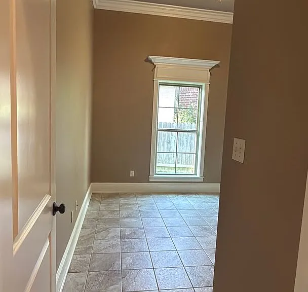9572 Rochel Dr — Photo 89