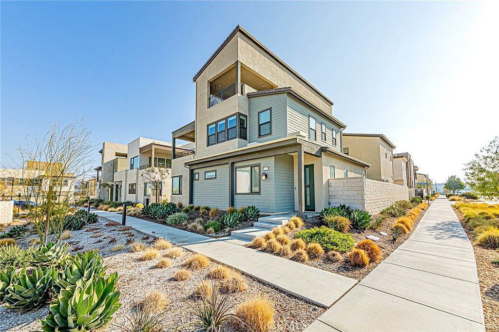 27505 Illumination Ct, Valencia, CA 91381 | Zillow