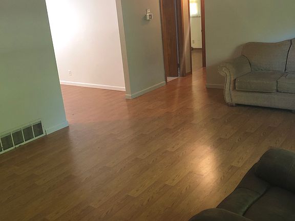 2nd image of 1100 Hillside Ave