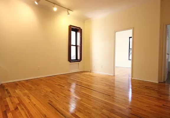 3rd image of 78 W 85th St APT 5A