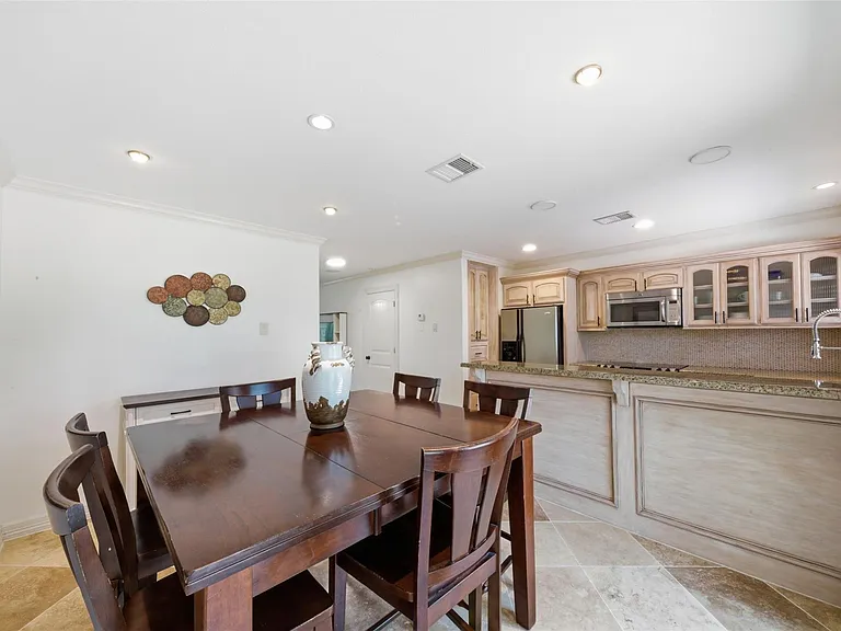 2209 W Settlers Way — Photo 13