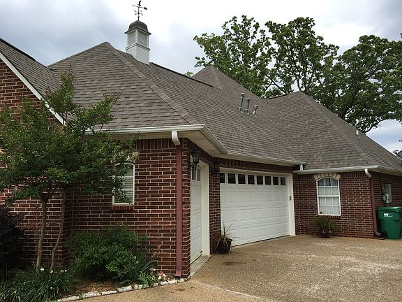 3rd image of 36 Briarwood Cir