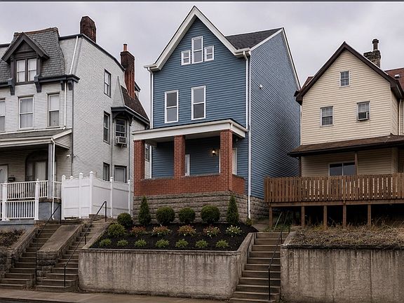 2nd image of 2332 California Ave