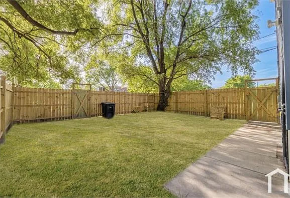 6914 S Marshfield Ave #1 — Photo 4