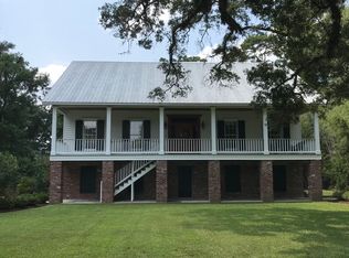 1144 S River Rd, Denham Springs, LA 70726