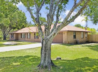 2105 Hall Rd, Malabar, FL 32950