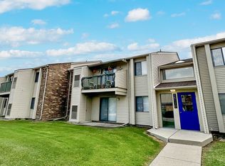Legacy at Shoreline Apartments, Sterling Heights, MI 48313