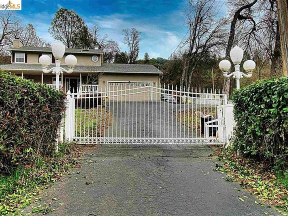 4th image of 19819 Soulsbyville Rd