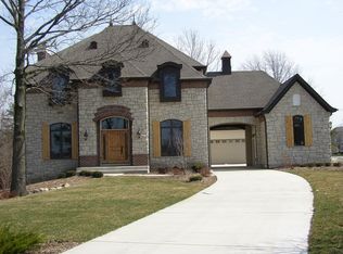 1207 Murdock Ct, Naperville, IL 60540