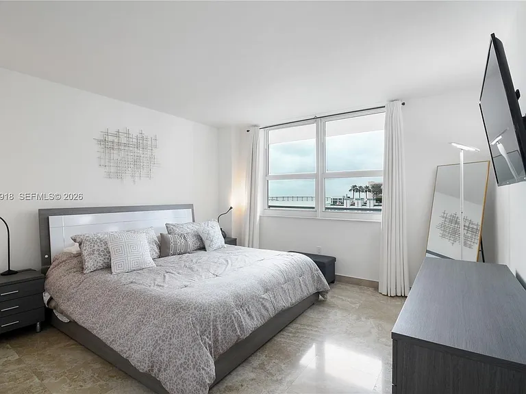 1155 S Brickell Bay Dr #805 — Photo 21