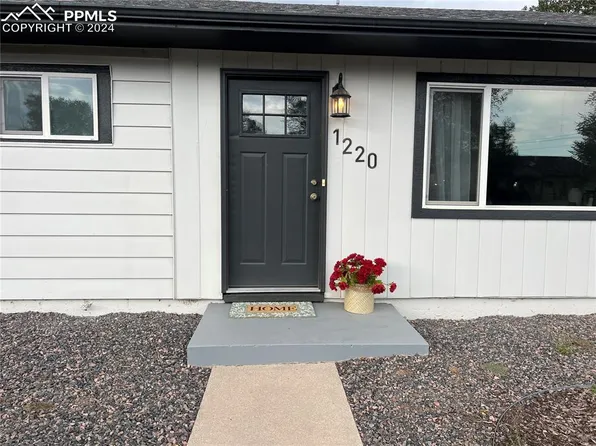 1220 La Junta Ave, Colorado Springs, CO 80905