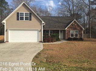 216 Egret Point Dr, Sneads Ferry, NC 28460