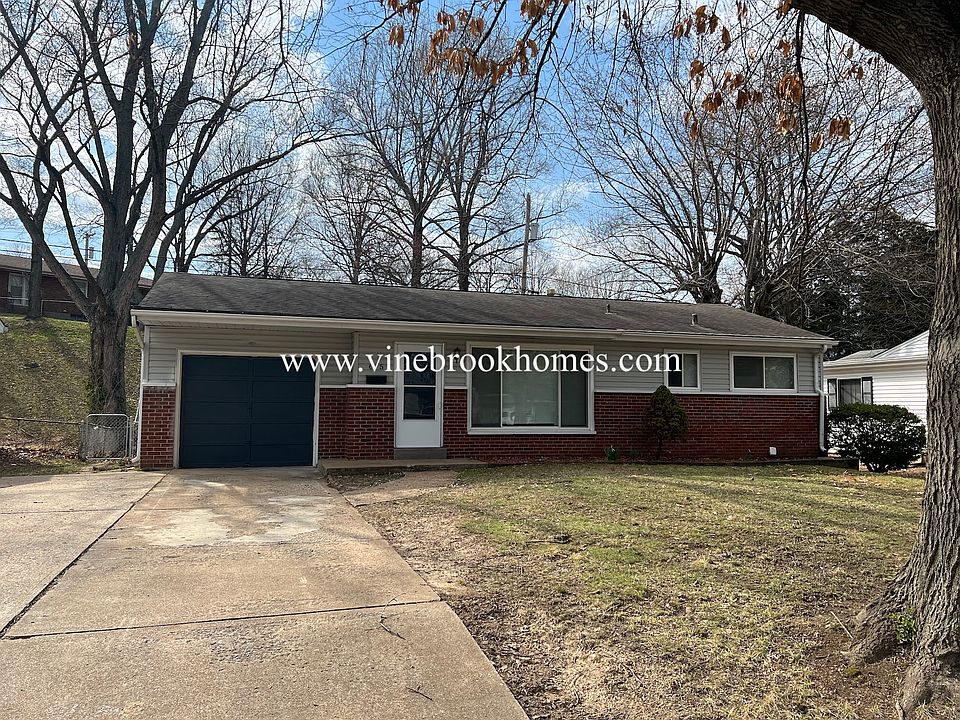 1st image of 65 Clearview Dr