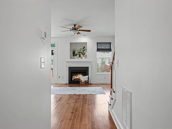 4th image of 29 Grapevine Trl