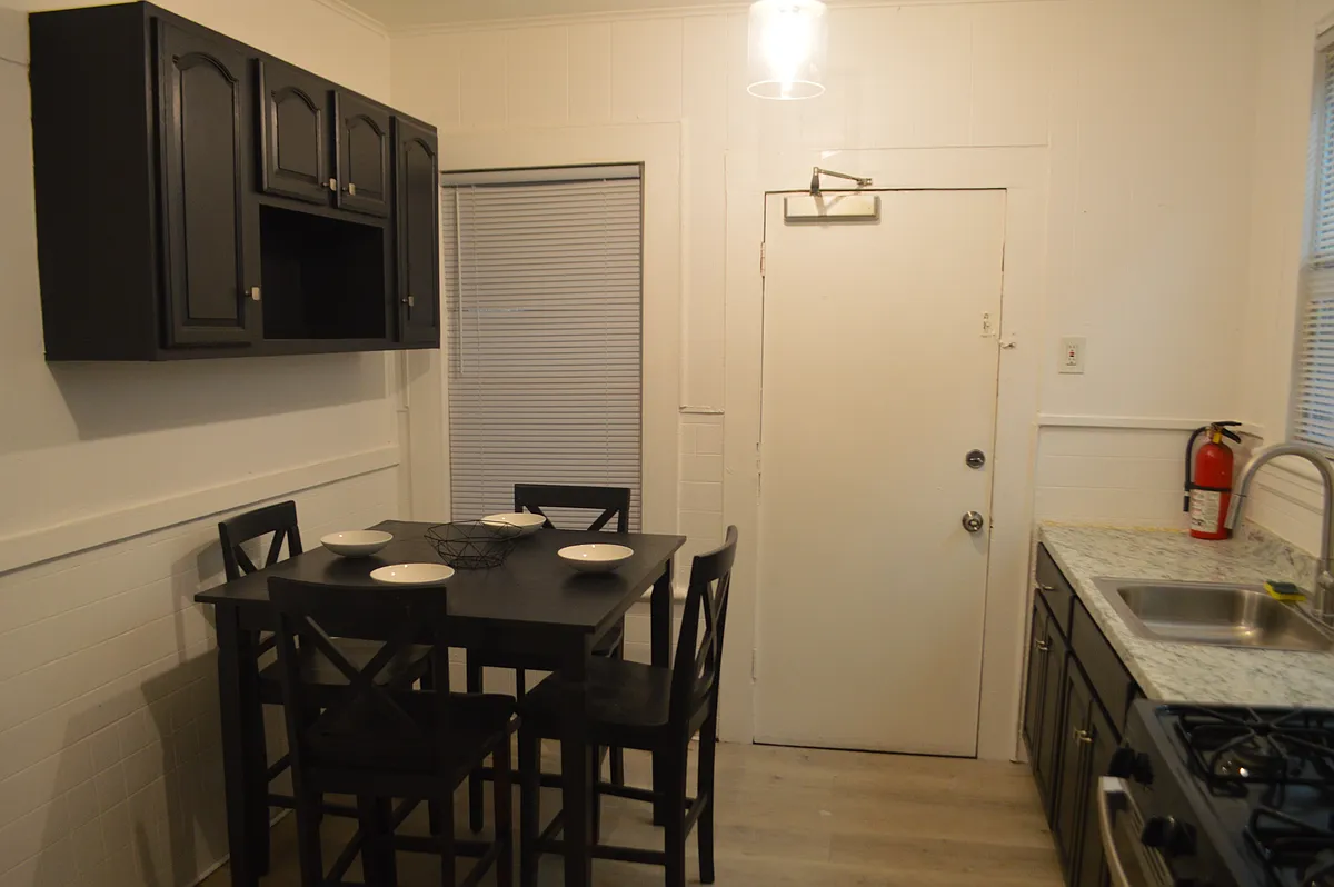 Building Photo - 73 2nd St #2A