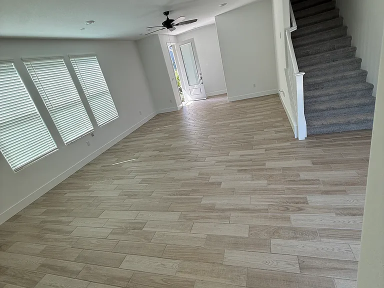 2762 E Tamarind Dr — Photo 5