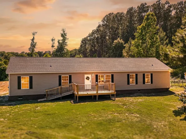 131 Ridgle Estates Rd, Harleyville, SC 29448