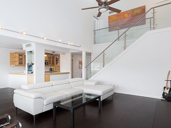 3rd image of 1201 Spyglass Ln