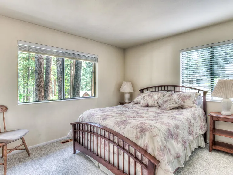 Queen bedroom 1