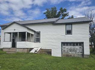 705 Prospect Ave, Lock Haven, PA 17745