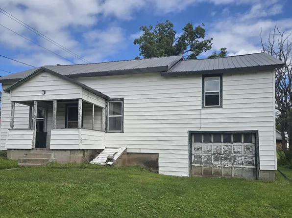 705 Prospect Ave, Lock Haven, PA 17745