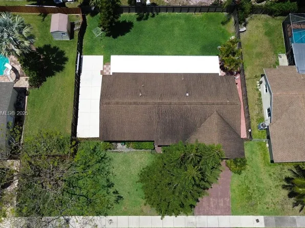 19612 SW 87th Pl, Cutler Bay, FL 33157