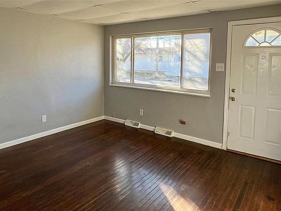 2nd image of 6026 Jefferson Ave