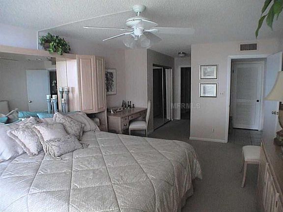 3rd image of 1430 Gulf Blvd APT 402