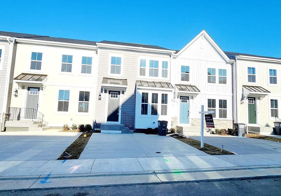 1st image of 5053 Bigleaf Rd