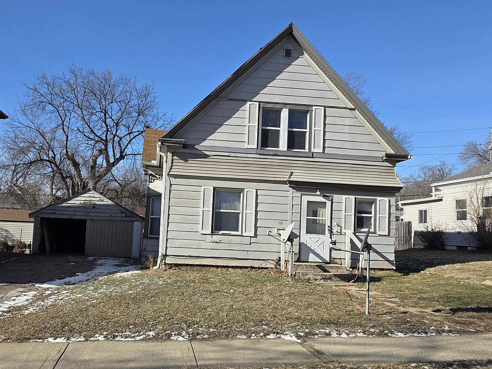 1st image of 115 Helen St