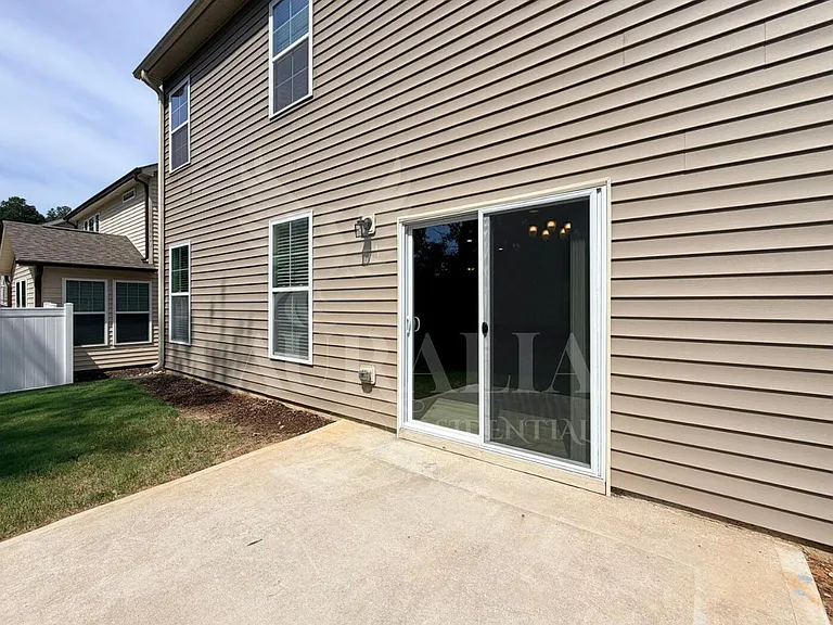 563 Whitley Ridge Dr — Photo 15