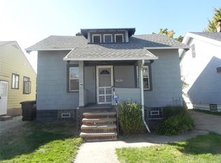 2190 Clarence Ave, Lakewood, OH 44107