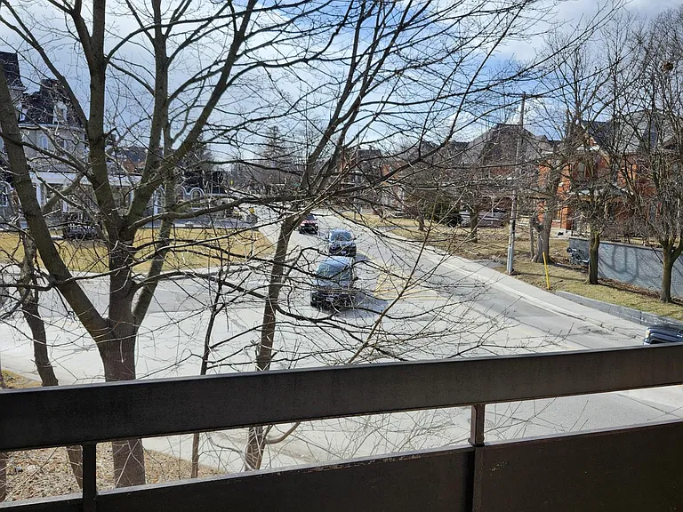 57 Bridge St W — Photo 10