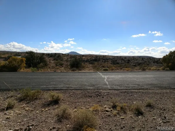 3377 Cedarbrook Rd, Kingman, AZ 86401