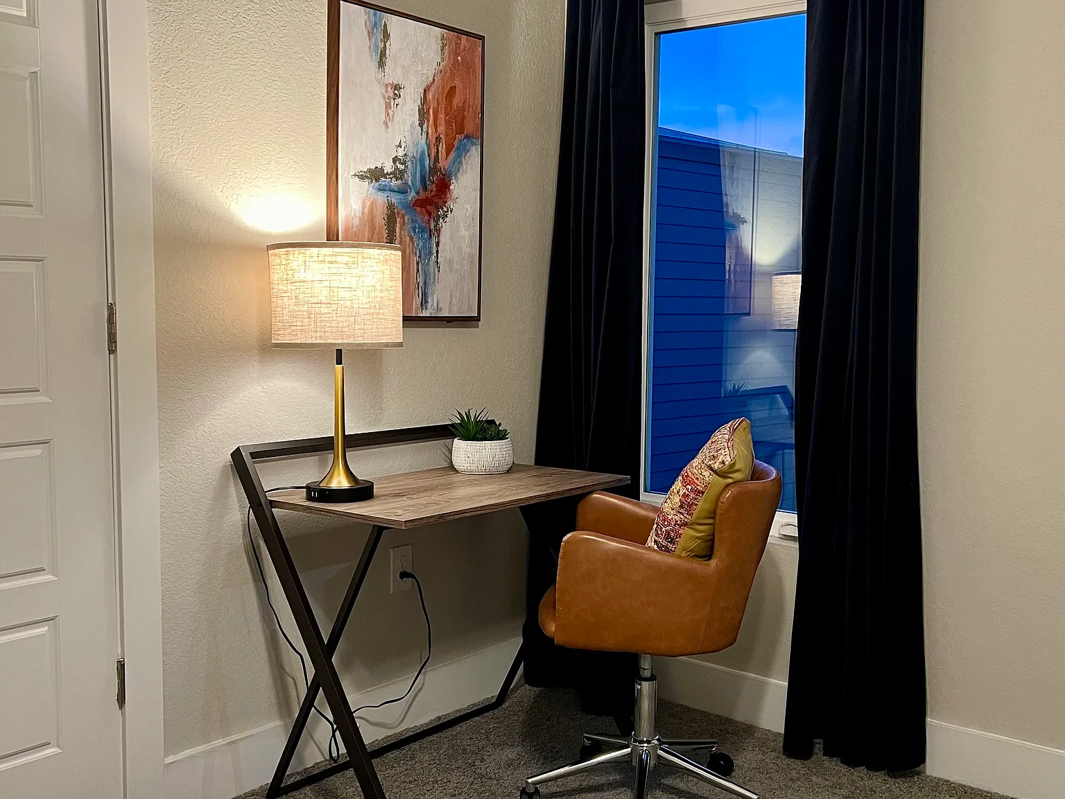 3 bed, 3.5 bath, 1850 sqft, $875 — Photo 3