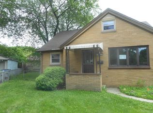 3328 S 70th St, Milwaukee, WI 53219